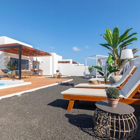 Villa Villa Famara By Villalia
