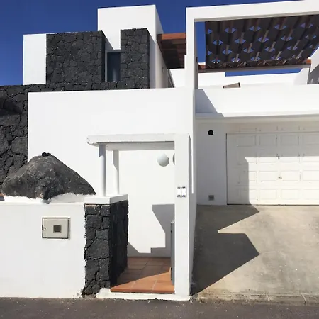 Villa Villa Famara By Villalia